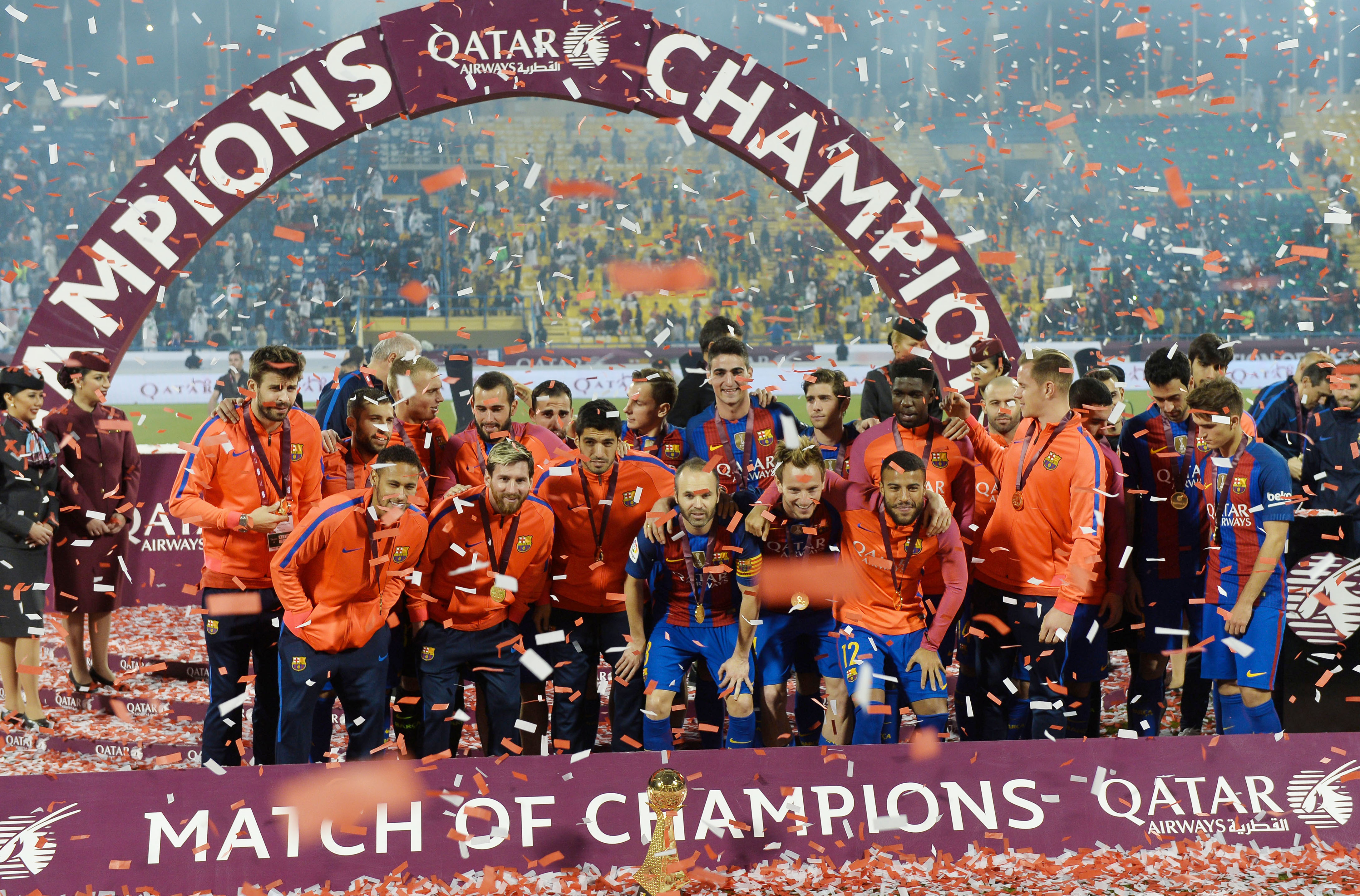 吉达阿赫利惊险脱困，将士再冲一炮