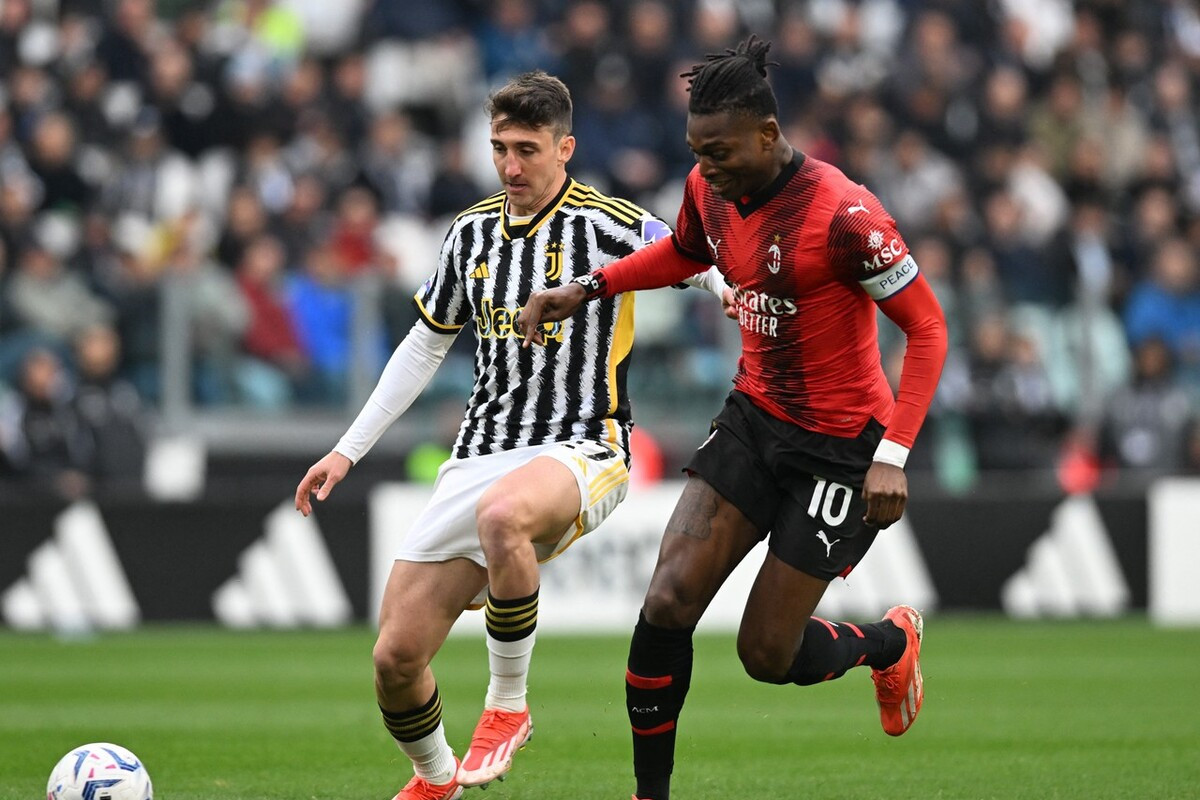 AC米兰逆转胜利，防线稳固表现的简单介绍